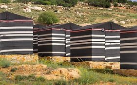 Ein Lahda Camp-Site